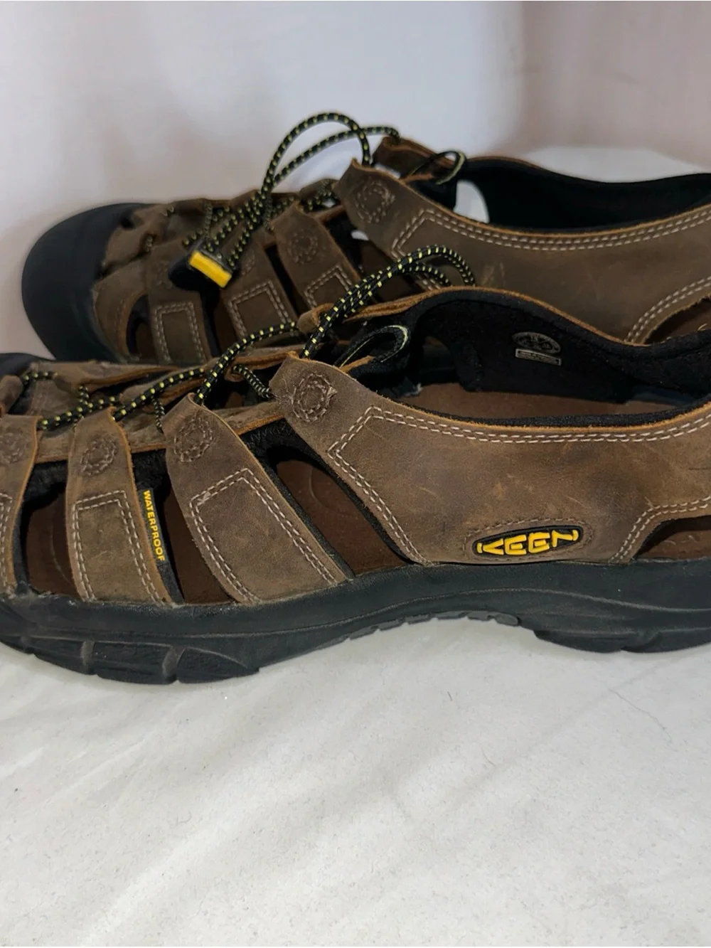 KEEN Brown Leather Men's Closed-Toe Hiking Sandals
